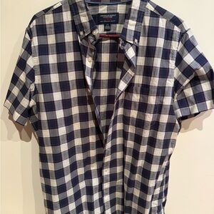 American Eagle Outfitters Men's Navy and White Checkered Shirt